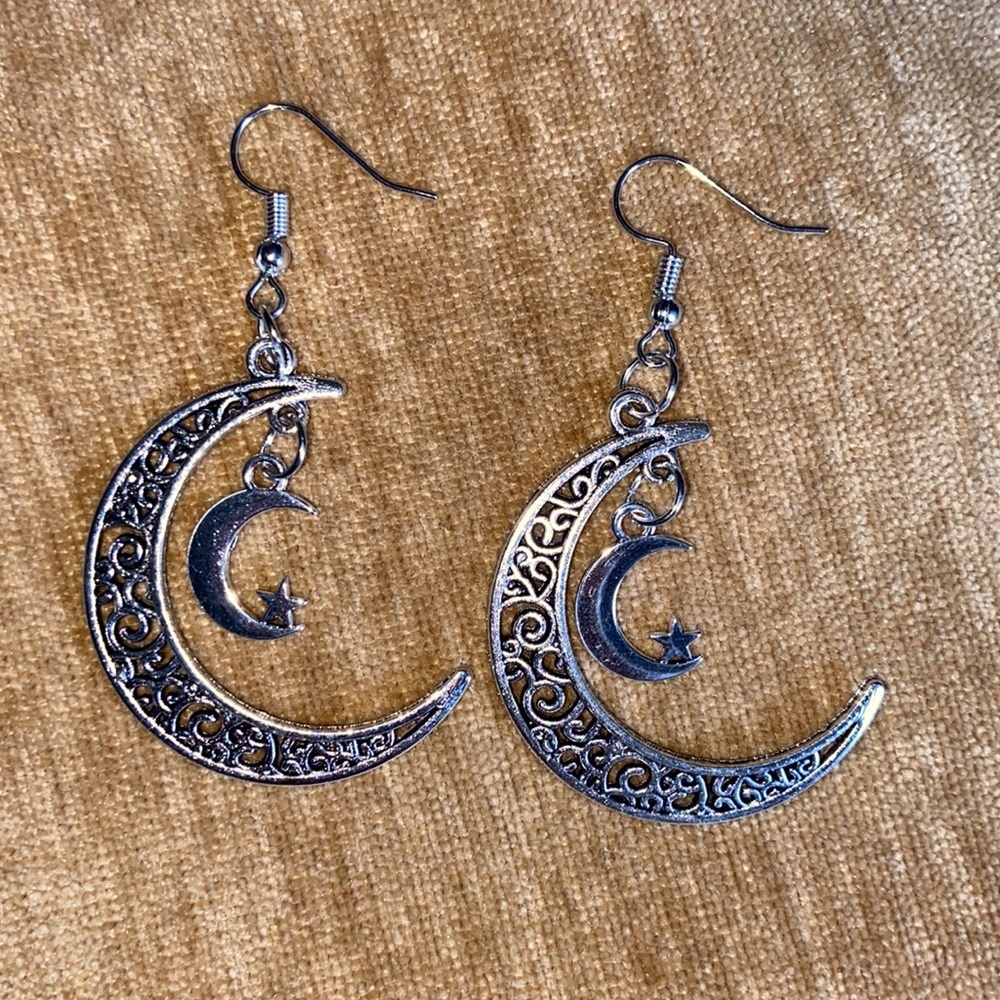 Moon star earrings - Picture 2 of 16